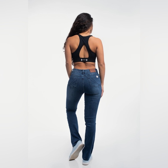 Barbell Apparel women’s athletic cut bootcut jeans, 32L - Picture 2 of 5